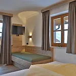 Farm stay Maurachhof Sankt Johann im Pongau
