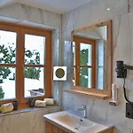 Maurachhof Farm stay *